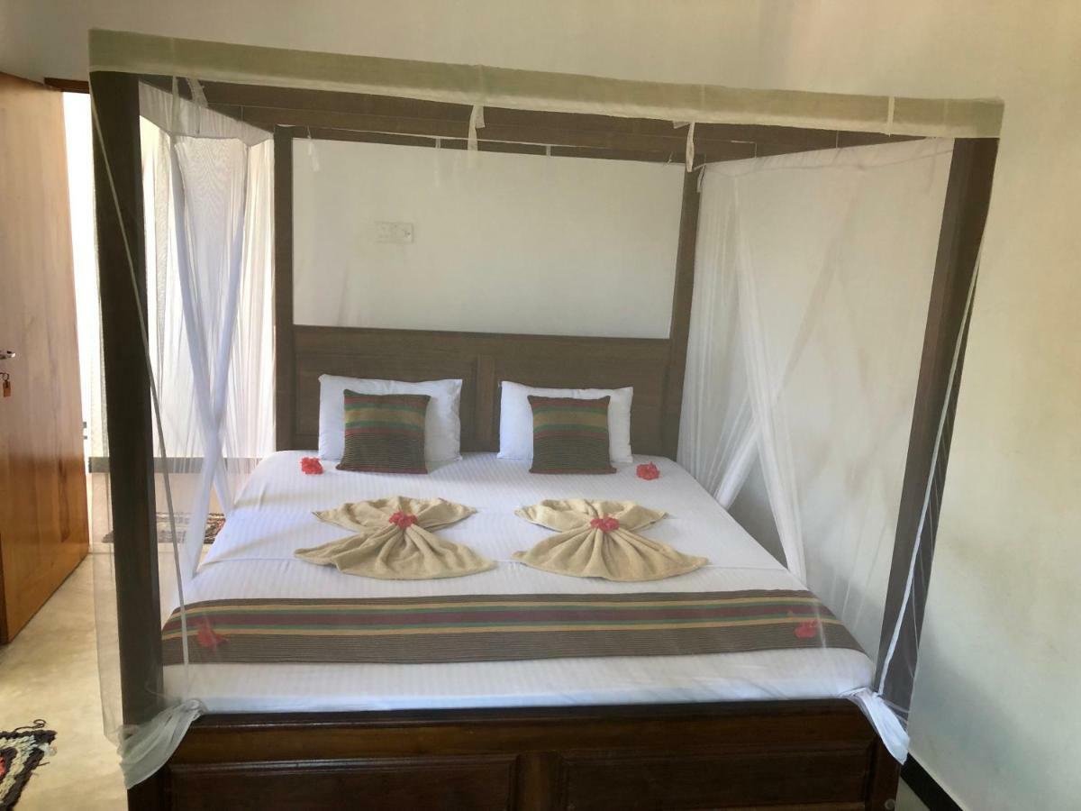 Hiriketiya White House Bed & Breakfast Dikwella Dış mekan fotoğraf